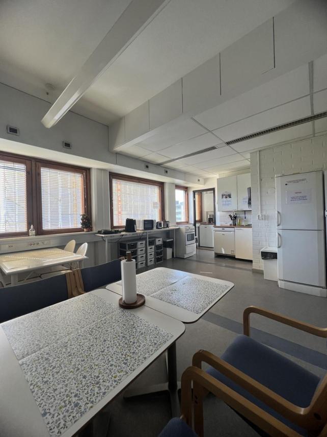 Hmi Smart Group 655 Hostel Helsinki Exterior photo